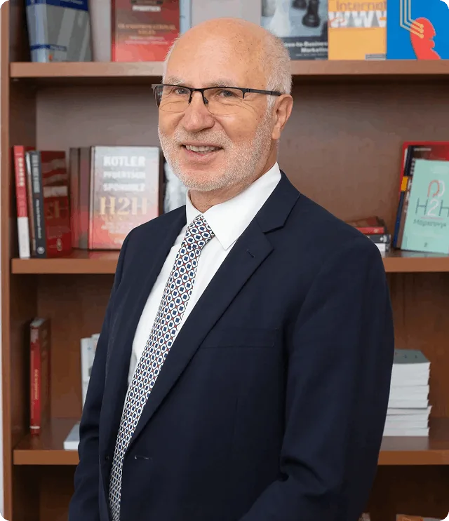 Dr. Waldemar Pfoertsch